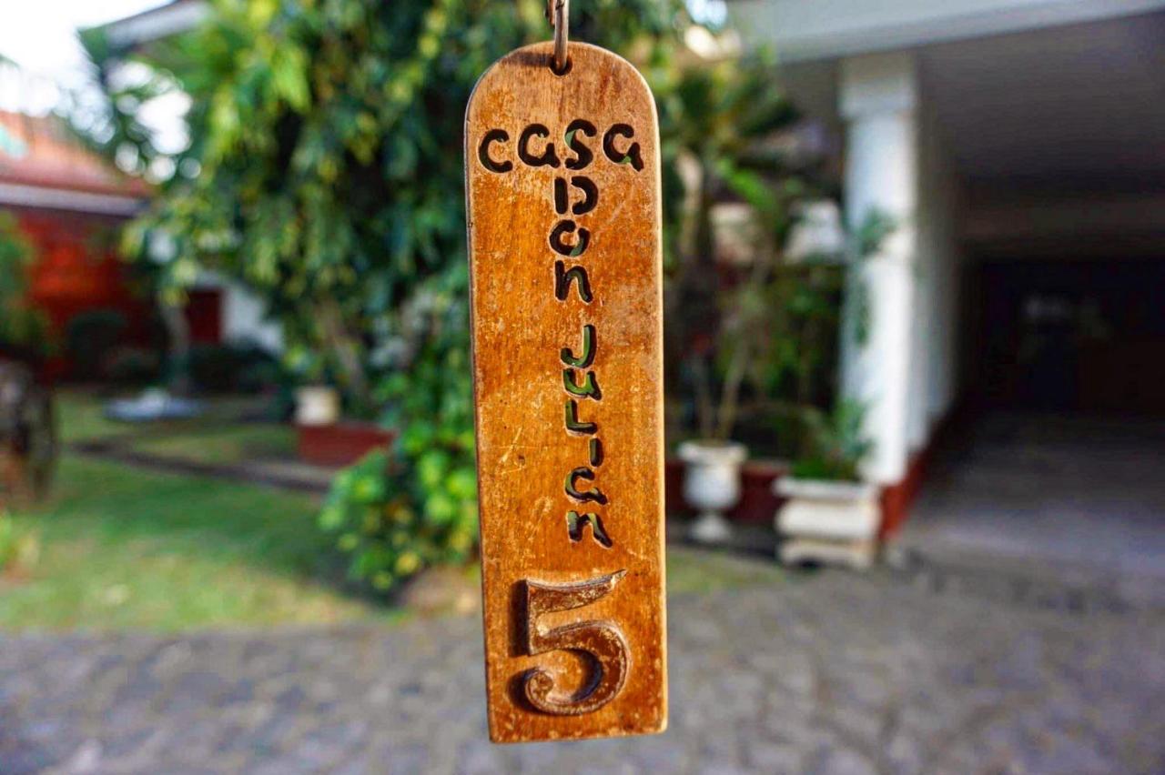 Casa Don Julian Guesthouse Bais エクステリア 写真