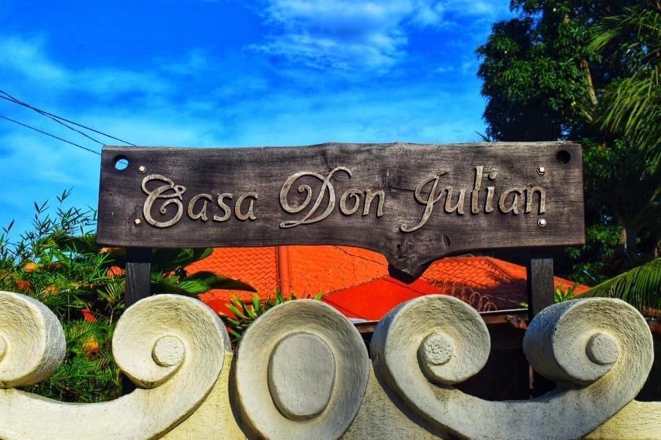 Casa Don Julian Guesthouse Bais エクステリア 写真