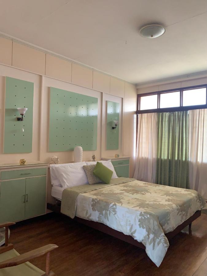 Casa Don Julian Guesthouse Bais エクステリア 写真